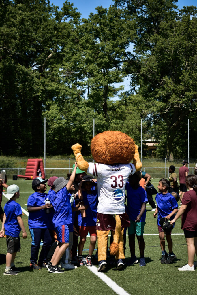 Léo mascotte UBB
